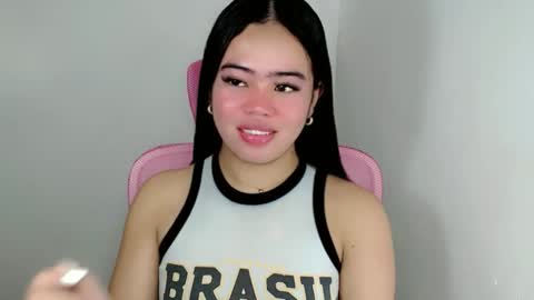 Snapshot of alesha_vibe_me chatting on 19, 5, 2026 alesha_vibe_me online show from 19, 5, 2026