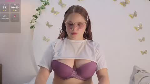 Snapshot of alesia_rose chatting on 28, 5, 2026 Ambar online show from 28, 5, 2026