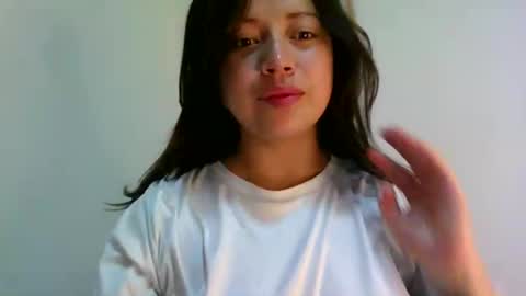 QUEEN OFF MILk  IM BACK  15 NOV online show from 7, 4, 2026