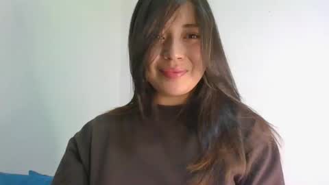 QUEEN OFF MILk  IM BACK  15 NOV online show from 14, 4, 2026