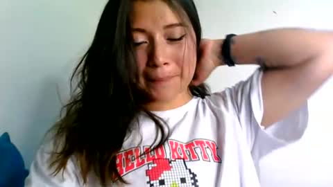 Snapshot of aleska_dollx chatting on 12, 6, 2026 QUEEN OFF MILk IM BACK 15 NOV online show from 12, 6, 2026