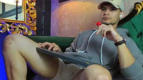 Snapshot of aless_king chatting on 20, 7, 2026 Alessandro King online show from 20, 7, 2026