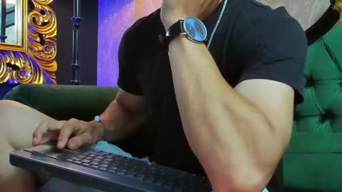 Snapshot of aless_king chatting on 25, 7, 2026 Alessandro King online show from 25, 7, 2026