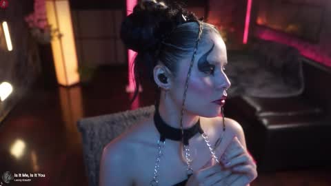 Alessa Goreng online show from 20, 9, 2025