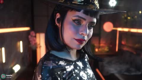 Alessa Goreng online show from 1, 11, 2025