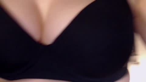 Snapshot of alessandra_foxy chatting on 18, 2, 2025 Sandra online show from 18, 2, 2025