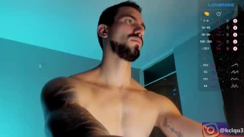 Snapshot of alessandro_dibellucci chatting on 6, 3, 2025 Kciqu3 Independent model online show from 6, 3, 2025