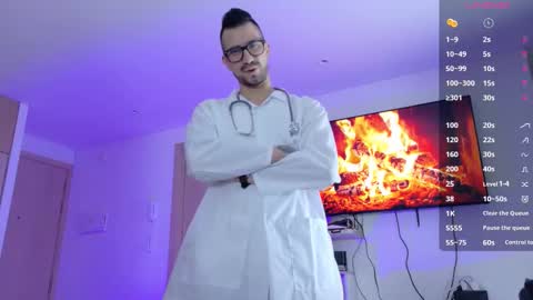 Snapshot of alessandro_dibellucci chatting on 3, 10, 2025 Kciqu3 Independent model online show from 3, 10, 2025