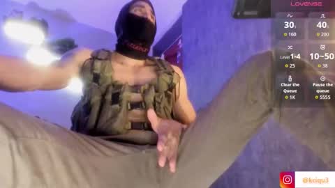 Snapshot of alessandro_dibellucci chatting on 21, 11, 2025 Kciqu3 Independent model online show from 21, 11, 2025