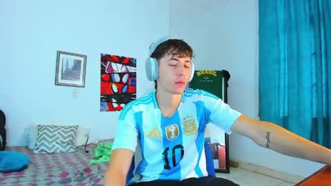 Snapshot of alessandro_dybala chatting on 23, 4, 2026 Alessandro Dybala online show from 23, 4, 2026
