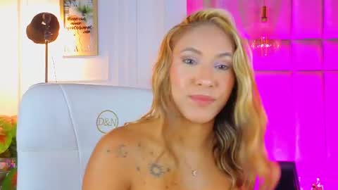Snapshot of alessialondon chatting on 23, 6, 2026 Alessia online show from 23, 6, 2026