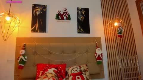 Aleszia online show from 1, 12, 2025