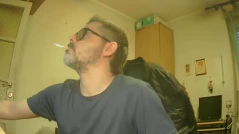 alex81pv1981 online show from 2, 1, 2025