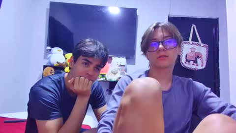 Snapshot of alex_and_fabian chatting on 17, 5, 2026 sneider online show from 17, 5, 2026