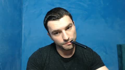 Alex online show from 8, 4, 2026