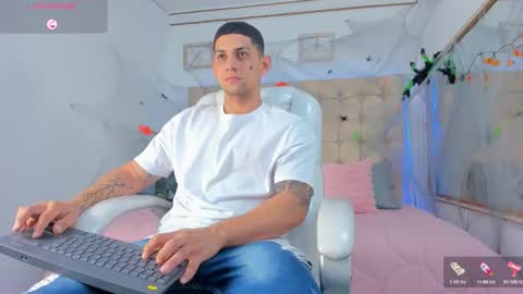 alex online show from 3, 10, 2025