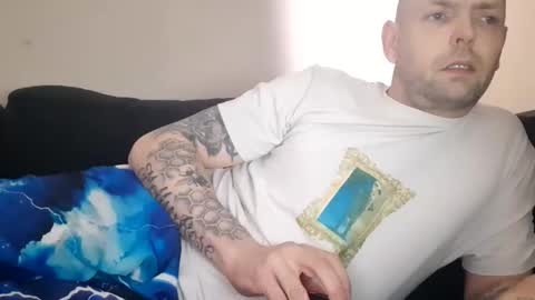 alex_essex69 online show from 23, 4, 2026