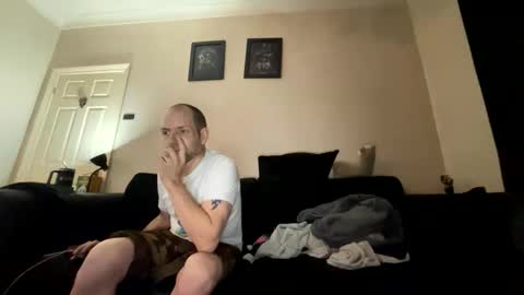 Snapshot of alex_essex69 chatting on 8, 5, 2026 alex_essex69 online show from 8, 5, 2026