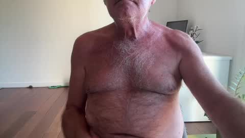 Snapshot of alex_fetishplayer chatting on 1, 7, 2026 Alex online show from 1, 7, 2026