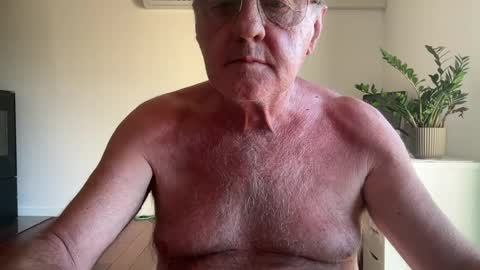 Snapshot of alex_fetishplayer chatting on 8, 7, 2026 Alex online show from 8, 7, 2026