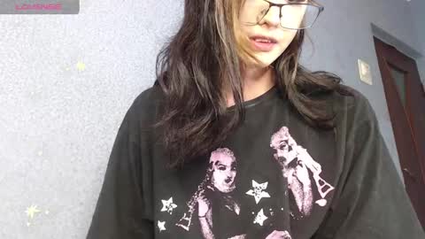 Snapshot of alex_lsf chatting on 27, 1, 2025 CorneliaLia inst online show from 27, 1, 2025