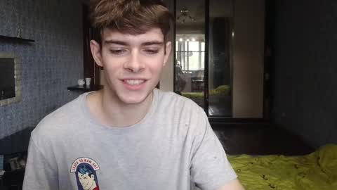 Snapshot of alex_man_01 chatting on 13, 10, 2025 Alex online show from 13, 10, 2025