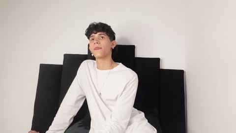 alex_mark_ online show from 10, 9, 2025