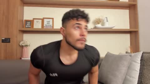 alex_wolf05 online show from 24, 2, 2026