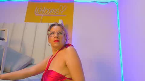 Snapshot of alexa472 chatting on 9, 10, 2025 Alexa online show from 9, 10, 2025