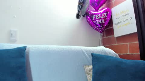 alexa latina online show from 17, 12, 2025