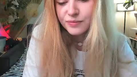 Snapshot of alexa_pirs chatting on 12, 6, 2026 alexa_pirs online show from 12, 6, 2026