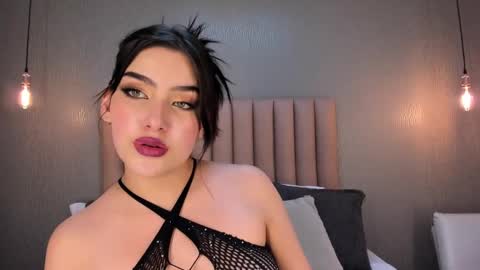 Alexa Thaylor online show from 6, 1, 2025