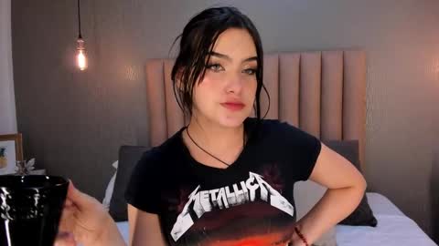 Alexa Thaylor online show from 15, 1, 2025