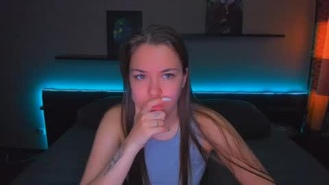 Snapshot of alexabarkley chatting on 27, 4, 2026 angel online show from 27, 4, 2026