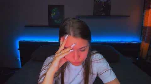 Snapshot of alexabarkley chatting on 28, 4, 2026 angel online show from 28, 4, 2026