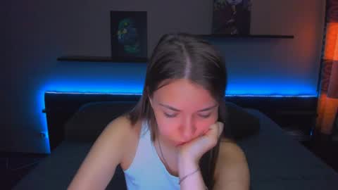 Snapshot of alexabarkley chatting on 29, 4, 2026 angel online show from 29, 4, 2026