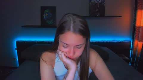 Snapshot of alexabarkley chatting on 5, 5, 2026 angel online show from 5, 5, 2026