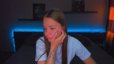 Snapshot of alexabarkley chatting on 21, 5, 2026 angel online show from 21, 5, 2026