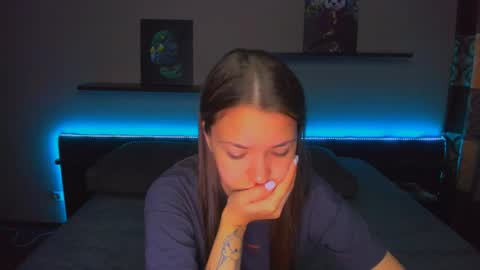 Snapshot of alexabarkley chatting on 29, 5, 2026 angel online show from 29, 5, 2026