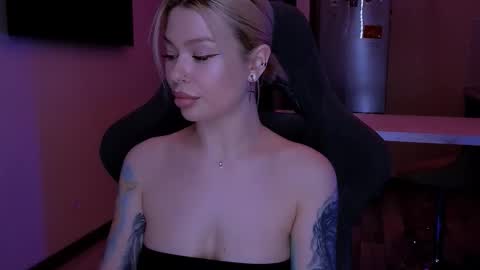 Alexa Mason online show from 11, 1, 2026