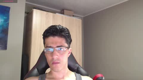 Snapshot of alexander_dimitri chatting on 17, 5, 2026 Benji Alex online show from 17, 5, 2026