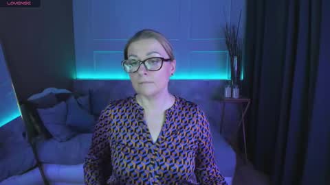 Alexandra online show from 25, 2, 2025