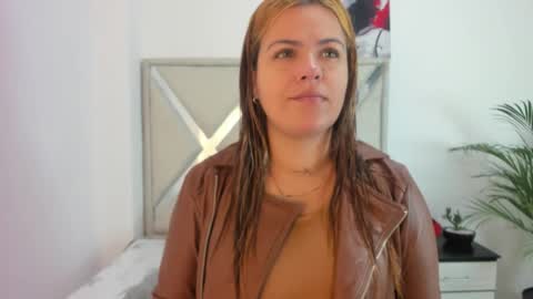 Snapshot of alexandra_torress chatting on 19, 1, 2026 alexandra online show from 19, 1, 2026