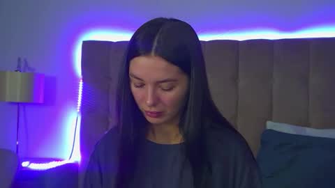 AlexandraBloom online show from 28, 11, 2025