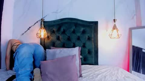 Snapshot of alexavans chatting on 13, 2, 2026 online show from 13, 2, 2026