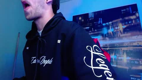 Snapshot of alexgiraldo__ chatting on 14, 4, 2026 alexgiraldo__ online show from 14, 4, 2026