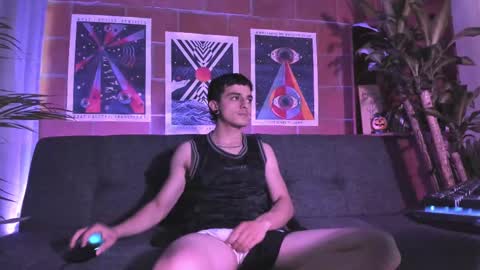 Snapshot of alexijacobs chatting on 3, 10, 2025 Alexi Jacobs online show from 3, 10, 2025