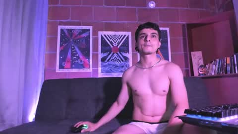 Snapshot of alexijacobs chatting on 4, 10, 2025 Alexi Jacobs online show from 4, 10, 2025