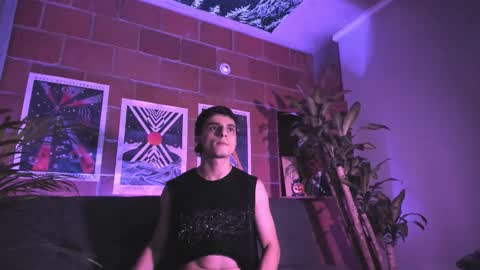 Snapshot of alexijacobs chatting on 8, 10, 2025 Alexi Jacobs online show from 8, 10, 2025