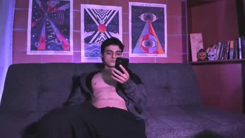 Snapshot of alexijacobs chatting on 20, 10, 2025 Alexi Jacobs online show from 20, 10, 2025